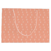 ピンクファララパーソナライズされたネーム抱き枕 ラージペーパーバッグ (裏面)