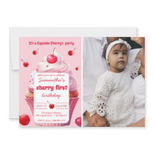 ピンクファーストさくらんぼ&カップケーキ誕生日パーティーフォト