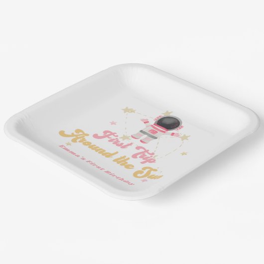 ピンクファーストのまわりにトリップザサンファースト誕生日 ペーパープレート (傾斜あり)