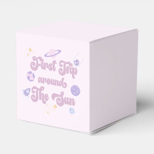 ピンクファーストのまわりにトリップザサン宇宙1st誕生日 フェイバーボックス (裏面サイド)