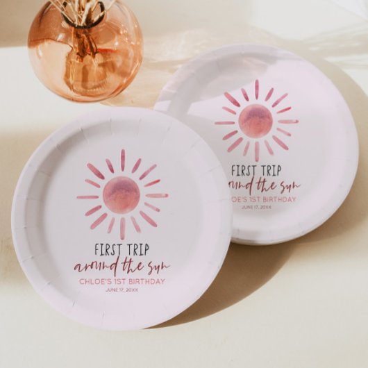 ピンクファーストのまわりにトリップザ・サン1歳の誕生日パーティー ペーパープレート