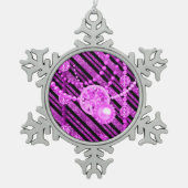 ピンクフェイクグリッター&ジュエルピータースノーフレーク スノーフレークピューターオーナメント (正面)