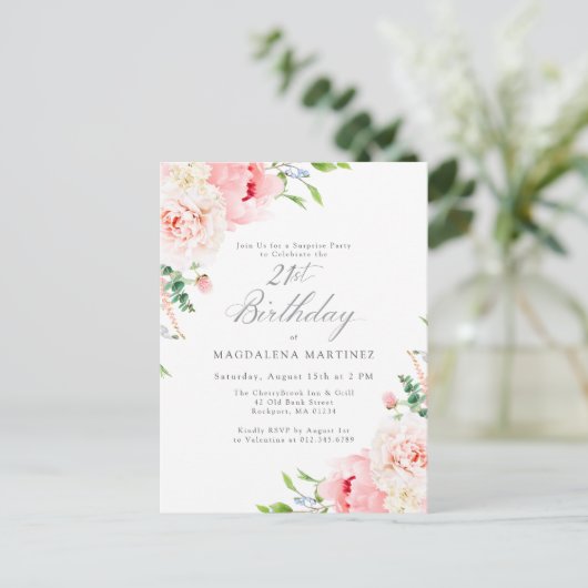 ピンクフェミニンフローラ21歳の誕生日サプライズパーティー インビテーションポストカード (スタンド正面)
