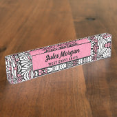 ピンクフェミニン、ホワイト、ブラックの色合い デスクネームプレート (側面)