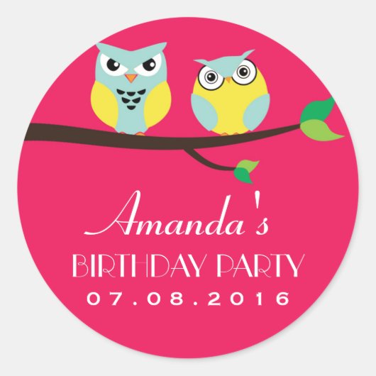 ピンクフクロウ漫画誕生日ステッカー子供へパーティー ラウンドシール (正面)