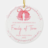 ピンクフットプリントフェスティバル冬のデザインパターン セラミックオーナメント (正面)