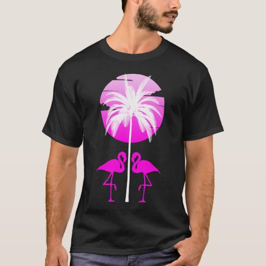 ピンクフラミンゴの自然 Tシャツ (正面)