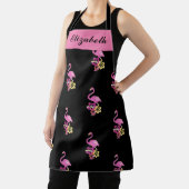 ピンクフラミンゴオンブラックオールオーバープリントエプロン エプロン (インサイチュ)