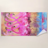 ピンクフラミンゴスラブダンス – オリジナルア絵画ート ビーチタオル (正面)