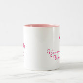 ピンクフラミンゴユニークアポップ・アートのート ツートーンマグカップ (中央)