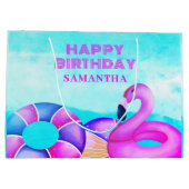 ピンクフラミンゴ誕生日プールパーティー名 ラージペーパーバッグ (裏面)