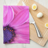 ピンクフラワーズガーベラデイジーフローラ キッチンタオル (四つ折り)