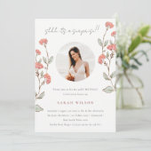 ピンクフラワーフォトサプライズ任意の年齢の誕生日招待状 サンキューカード (スタンド正面)