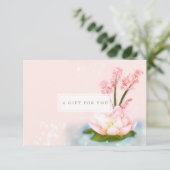 ピンクフラワーロータスヨガスパギフト券 招待状 (スタンド正面)