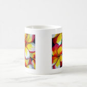 ピンクフランギパニフラワーマグバイザチャグロッセルアート コーヒーマグカップ (中央)