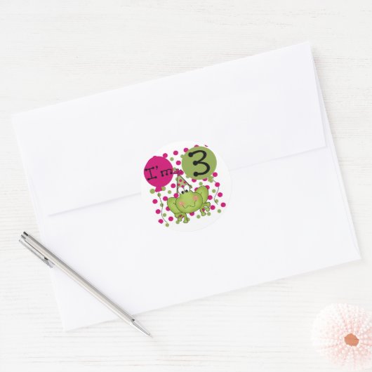 ピンクフロッグ誕生日Tシャツとギフト ラウンドシール (封筒)