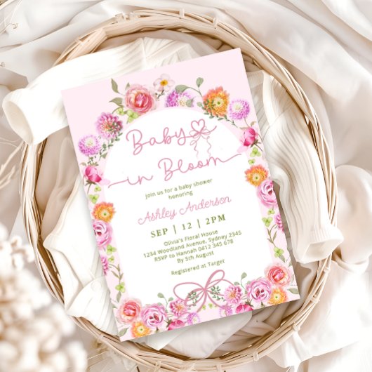 ピンクフローラかわいいベビーイン開花ガールシャワー 招待状