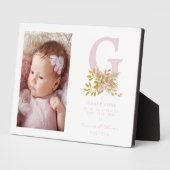 ピンクフローラガーランドイニシャル生まれたばかりのベビー名 フォトプラーク (側面)