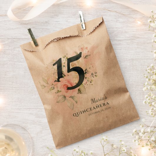 ピンクフローラグリーンキンセアニェラ15thバースデーパーティー フェイバーバッグ (クリップ留めされた状態)