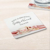 ピンクフローラティーカップ真珠結婚の愛が醸造されている スクエアペーパーコースター (アングル)