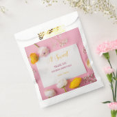 ピンクフローラテーマブライダルシャワー フェイバーバッグ (封をした状態)