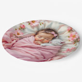 ピンクフローラベビーガールと白い子猫 ペーパープレート (アングル)