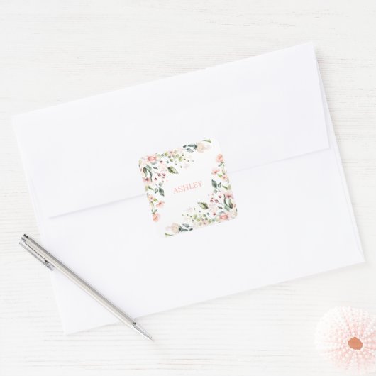 ピンクフローラモノグラム水パーソナライズされた色名 スクエアシール (封筒)