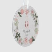 ピンクフローラリースバレエスリッパパーソナライズされたー オーナメント (正面)