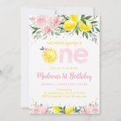 ピンクフローラレモンメインスクイーズファースト誕生日 招待状 (正面)