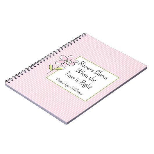 ピンクフローラ感動的引用文モノグラムの ノートブック (左側)