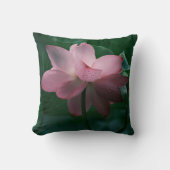 ピンクフローラ装飾用クッション クッション (正面)