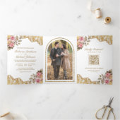 ピンクフローラ金ゴールドレースQRコードフォト結婚ズ 三つ折り招待状 (内部)