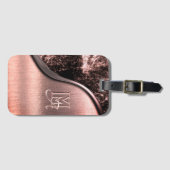 ピンクブラシ仕上げメタルおよびメタリックモノグラムのストーン ラゲッジタグ (正面横)