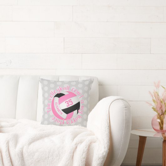 ピンクブラックグレーバレーボールコートは私の幸せな場所 クッション (ソファ)