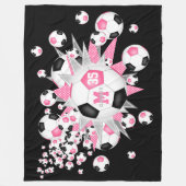 ピンクブラックサッカーボールが女の子スポーツのデコ フリースブランケット (正面)