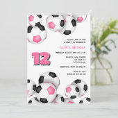 ピンクブラックサッカーボール子供の誕生日パーティー 招待状