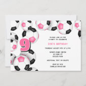 ピンクブラックサッカーボール子供の誕生日パーティー 招待状 (正面)