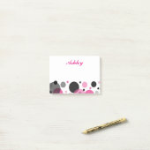 ピンクブラック水玉模様 ポストイット (デスク上)