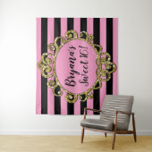 ピンクブラック&金ゴールドストライプのバースデーパーティーの背景 タペストリー (インサイチュ)