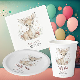 ピンクブラッシュの森の鹿の女の子ベビーシャワーパーティー ペーパープレート