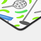 ピンクブルーグリーン名門私立校風のゴルフカートTeeフラグ デスクマット (コーナー)