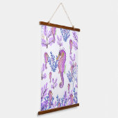 ピンクブルーパープルシーホースコーラルビーチコースト 吊り下げ型タペストリー (傾斜あり)