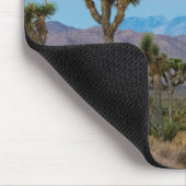 ピンクブルーワンダーラストジョシュアツリーデザートサンライズ マウスパッド (コーナー)