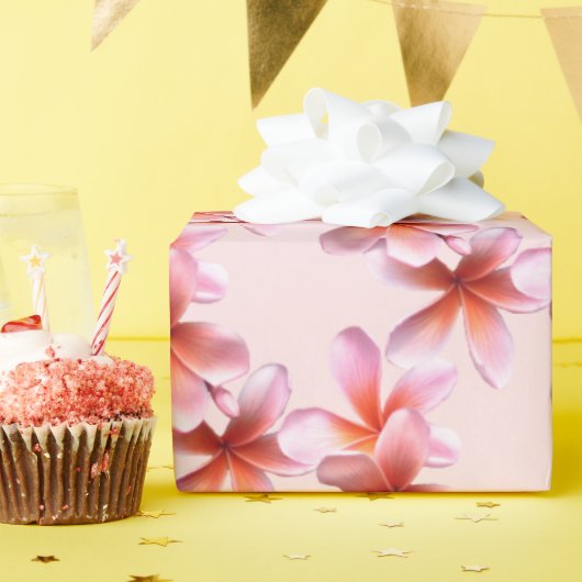 ピンクプルメリアハワイアンフランジパニフローラデザイン ラッピングペーパー (誕生日パーティー)