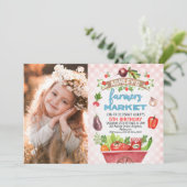 ピンクプレイド農家マーケットフォト誕生日 招待状 (スタンド正面)