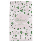 ピンクベビーガールアイリッシュクローバーベビーシャワー スモールペーパーバッグ (裏面)
