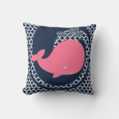 ピンクホエールオンネイビーブルー装飾用クッション クッション (正面)