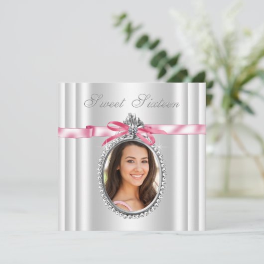 ピンクホワイトカメオ写真甘い16誕生日パーティー 招待状 (スタンド正面)