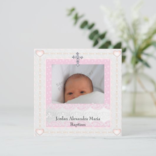 ピンクホワイトフォトフレーム宝石クロスバプテスマ 招待状 (スタンド正面)