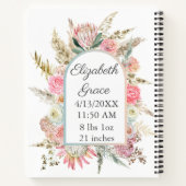 ピンクホワイトフローラ誕生統計パーソナライズされたベビー ノートブック (裏面)